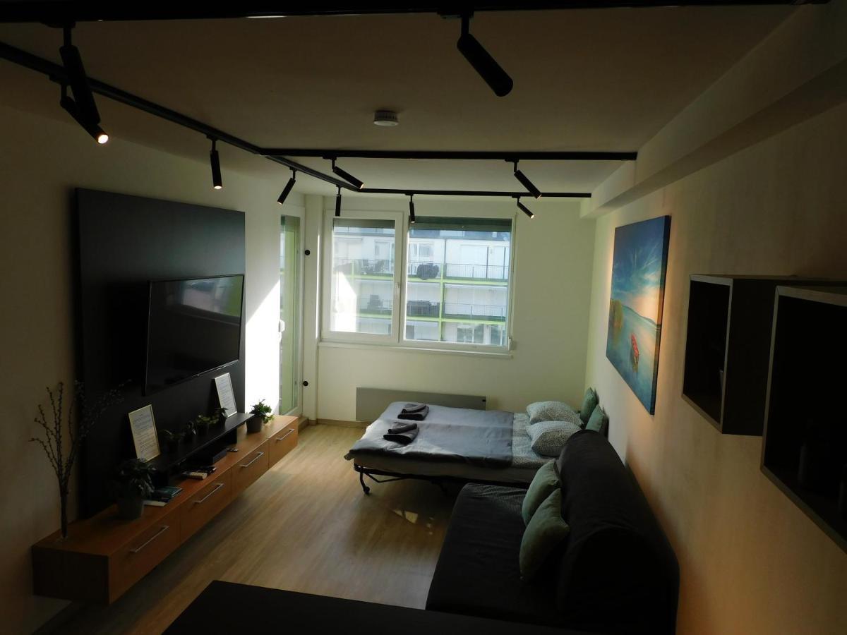 Chill & Relax Apartment Шиофок Экстерьер фото